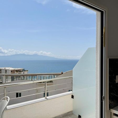 Gjoka Apartments, In Front Of Bougainville Bay Sarandë 외부 사진
