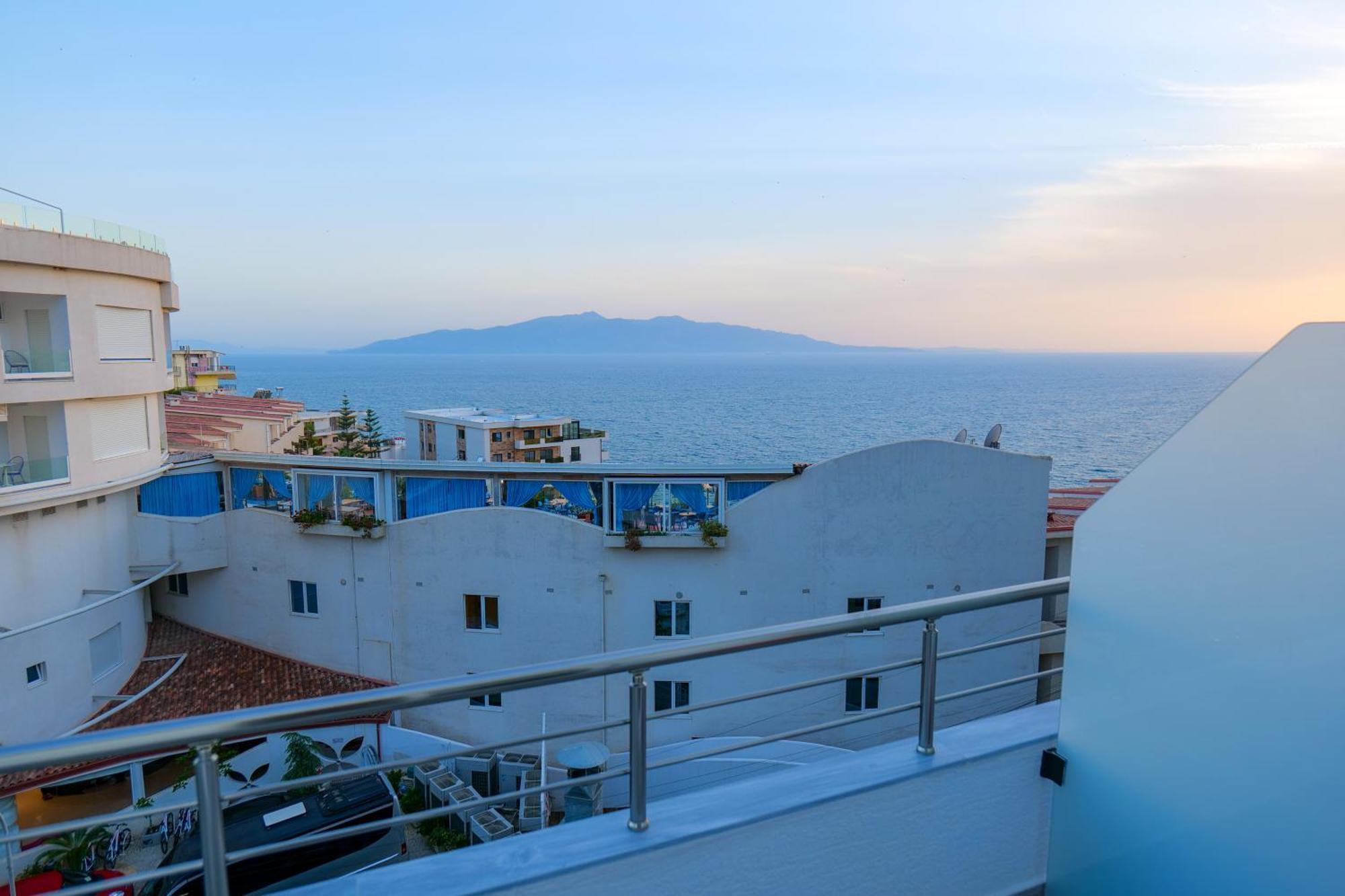 Gjoka Apartments, In Front Of Bougainville Bay Sarandë 객실 사진