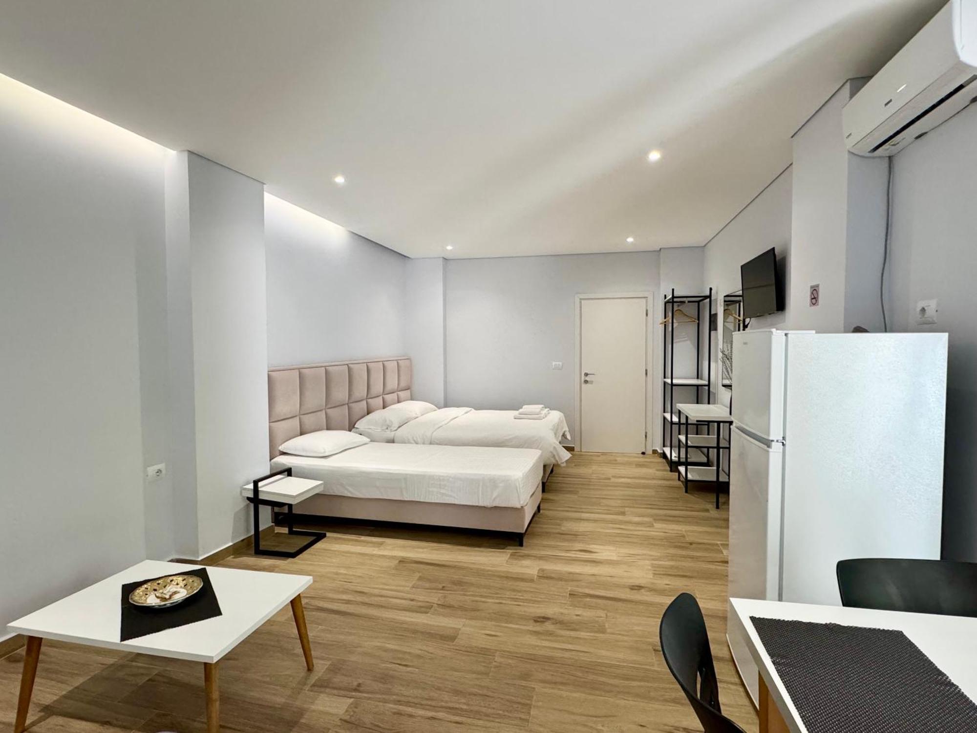 Gjoka Apartments, In Front Of Bougainville Bay Sarandë 외부 사진