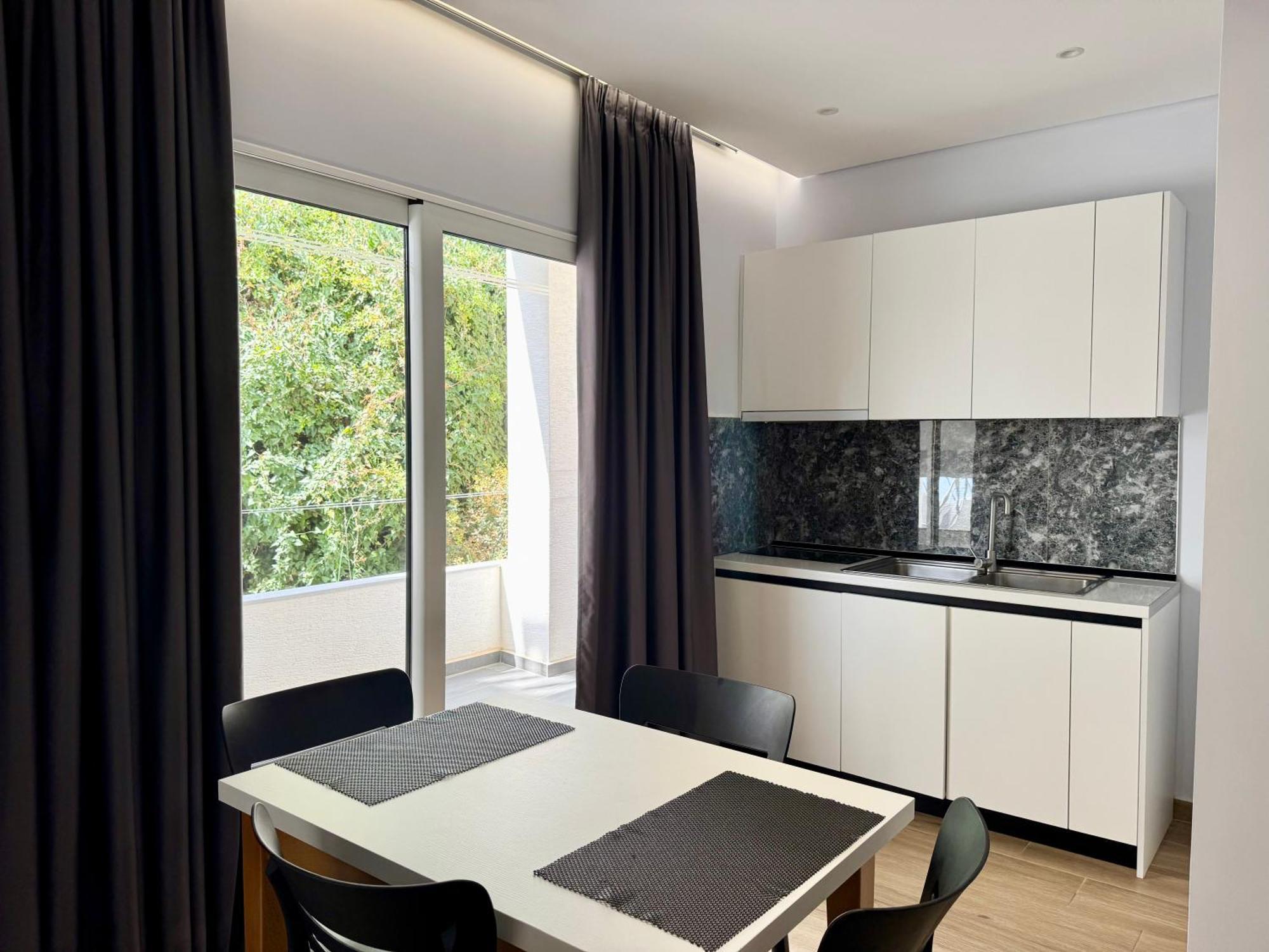 Gjoka Apartments, In Front Of Bougainville Bay Sarandë 외부 사진