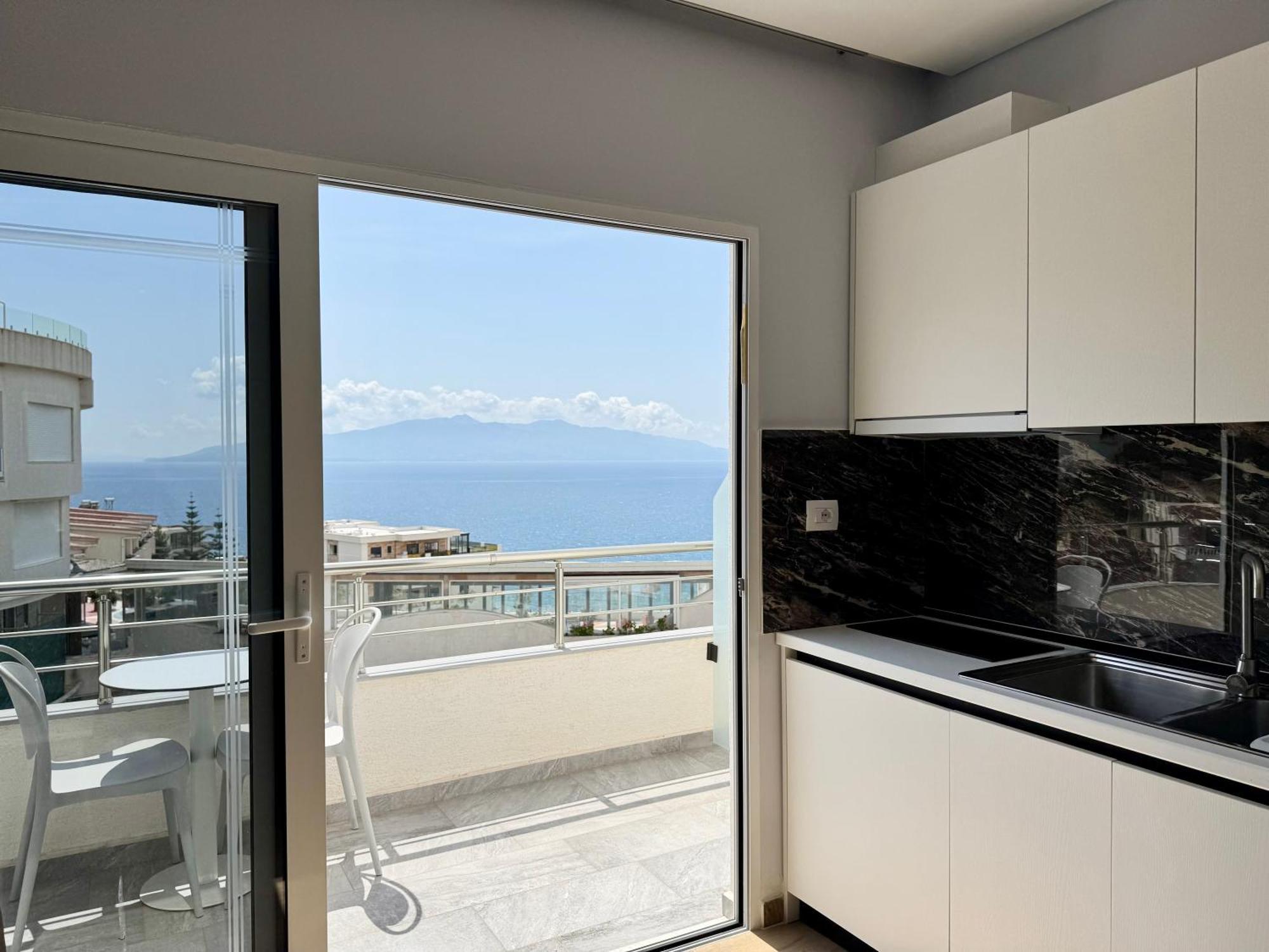 Gjoka Apartments, In Front Of Bougainville Bay Sarandë 외부 사진