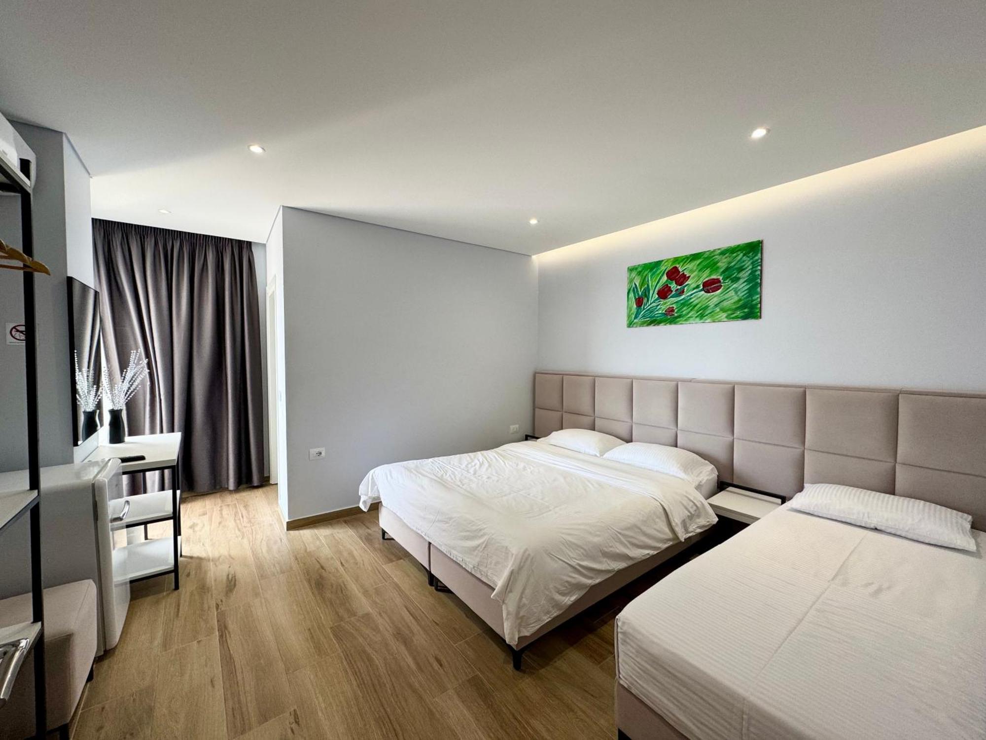 Gjoka Apartments, In Front Of Bougainville Bay Sarandë 외부 사진